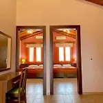 Ariadni Otel 3*