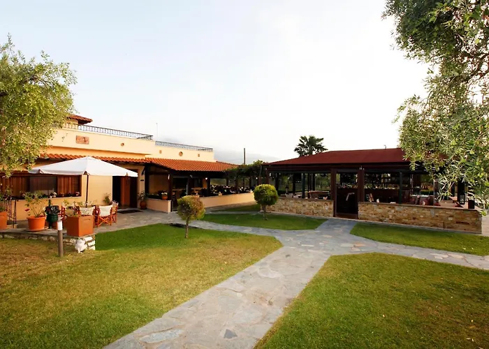 Ariadni Hotel 3*